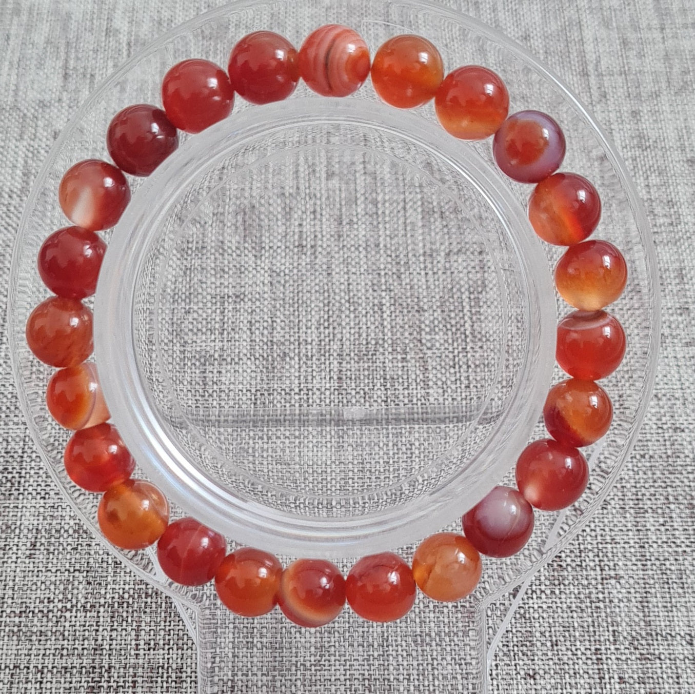 Bracelet agate marron:Apportent équilibre et harmonie au corps ainsi qu'à l'esprit.