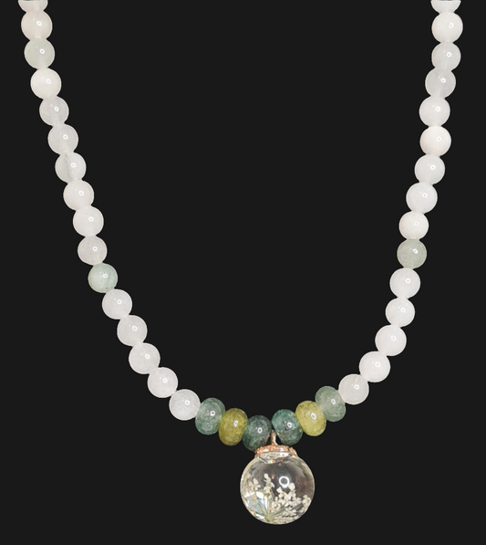 Collier jade blanc crème